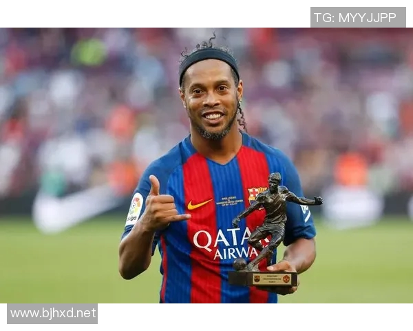 30号足球明星后卫的传奇故事与赛场风采揭秘 30号足球明星后卫的传奇故事与赛场风采揭秘